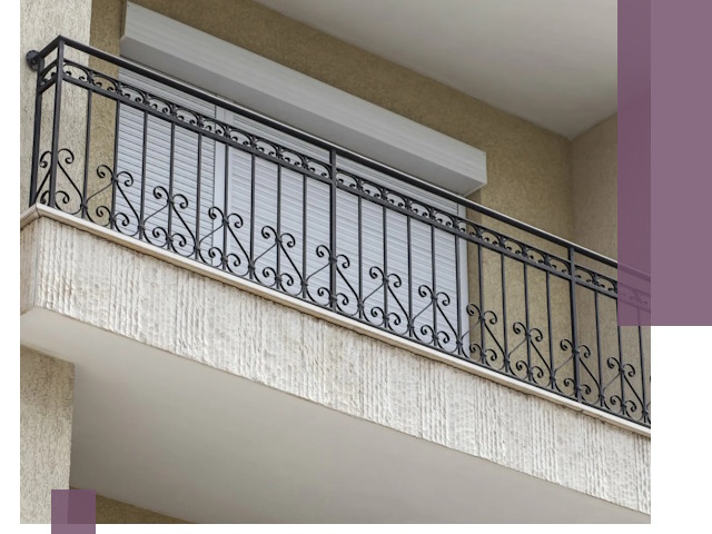 Балконные ограждения из металла и стекла в Балашихе для домов